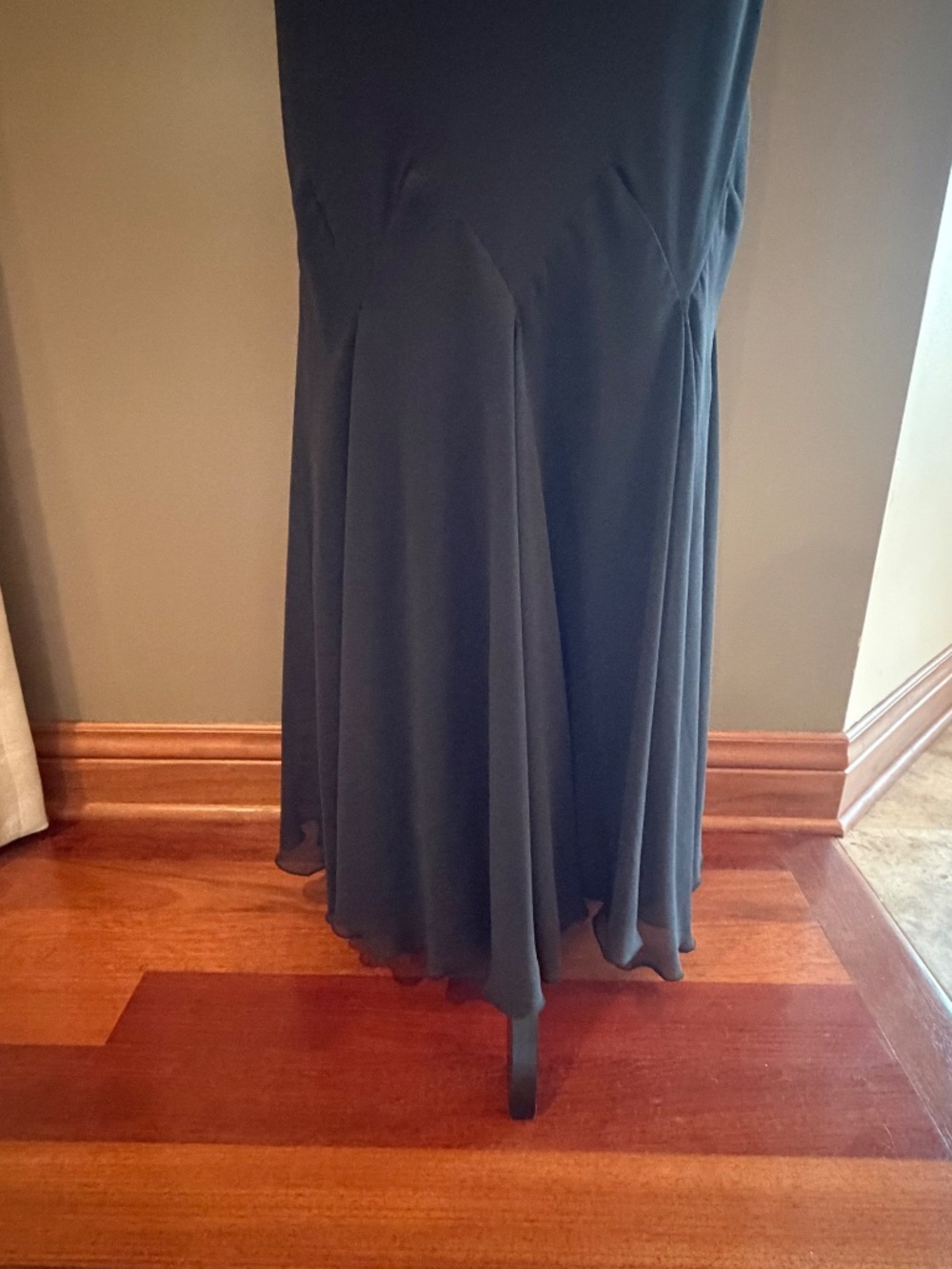 Vintage Black Sleeveless Maxi Dress Chiffon Overlay V-neck Godet skirt Size 10 - Picture 5 of 12